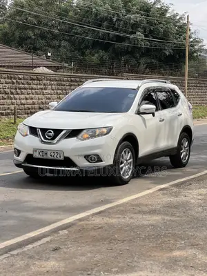 Nissan X-Trail 2.0 Petrol AWD 2015 Pearl