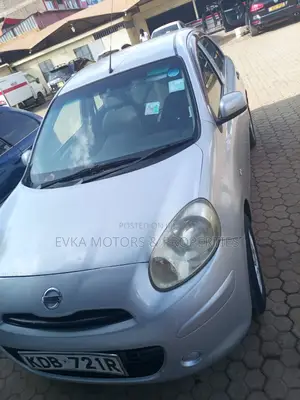 Nissan March 2013 Silver