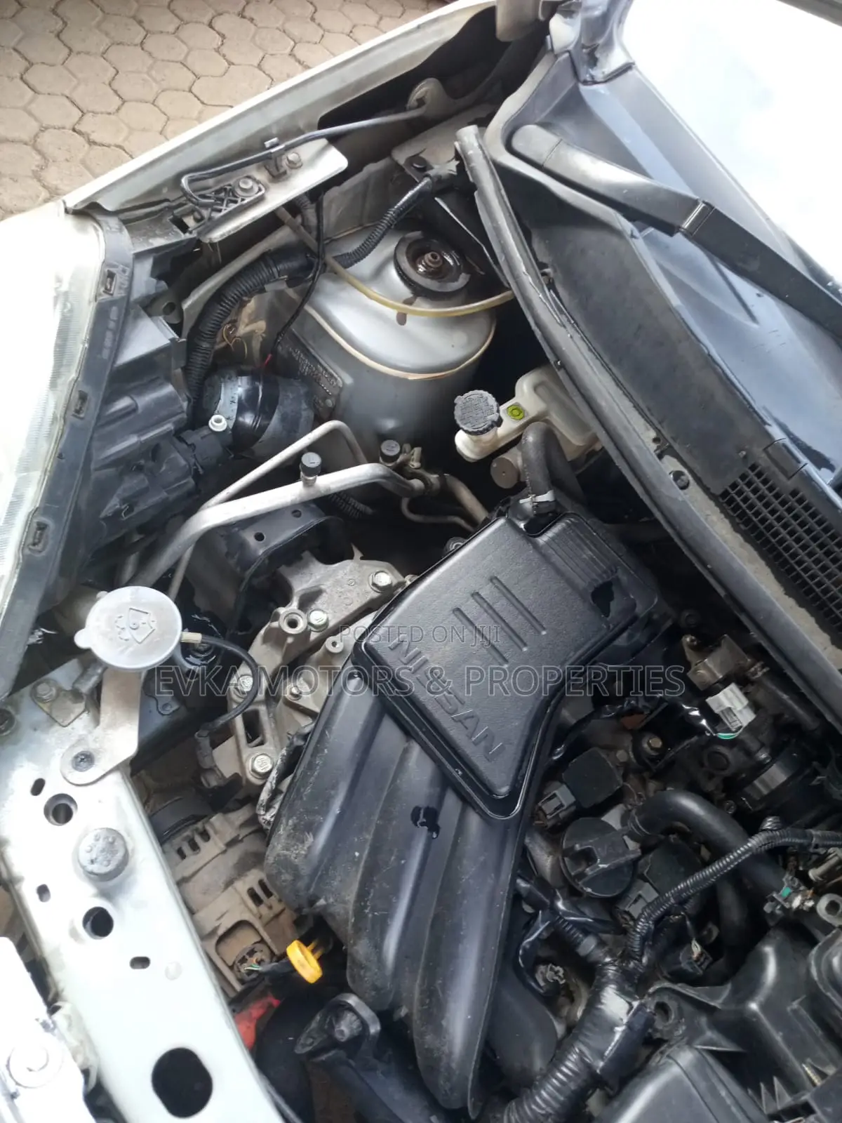 Nissan March 2013 Silver