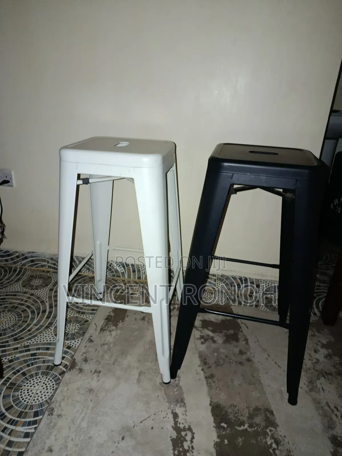 Modern Metal Kitchen Bar Stools / Counter Stool