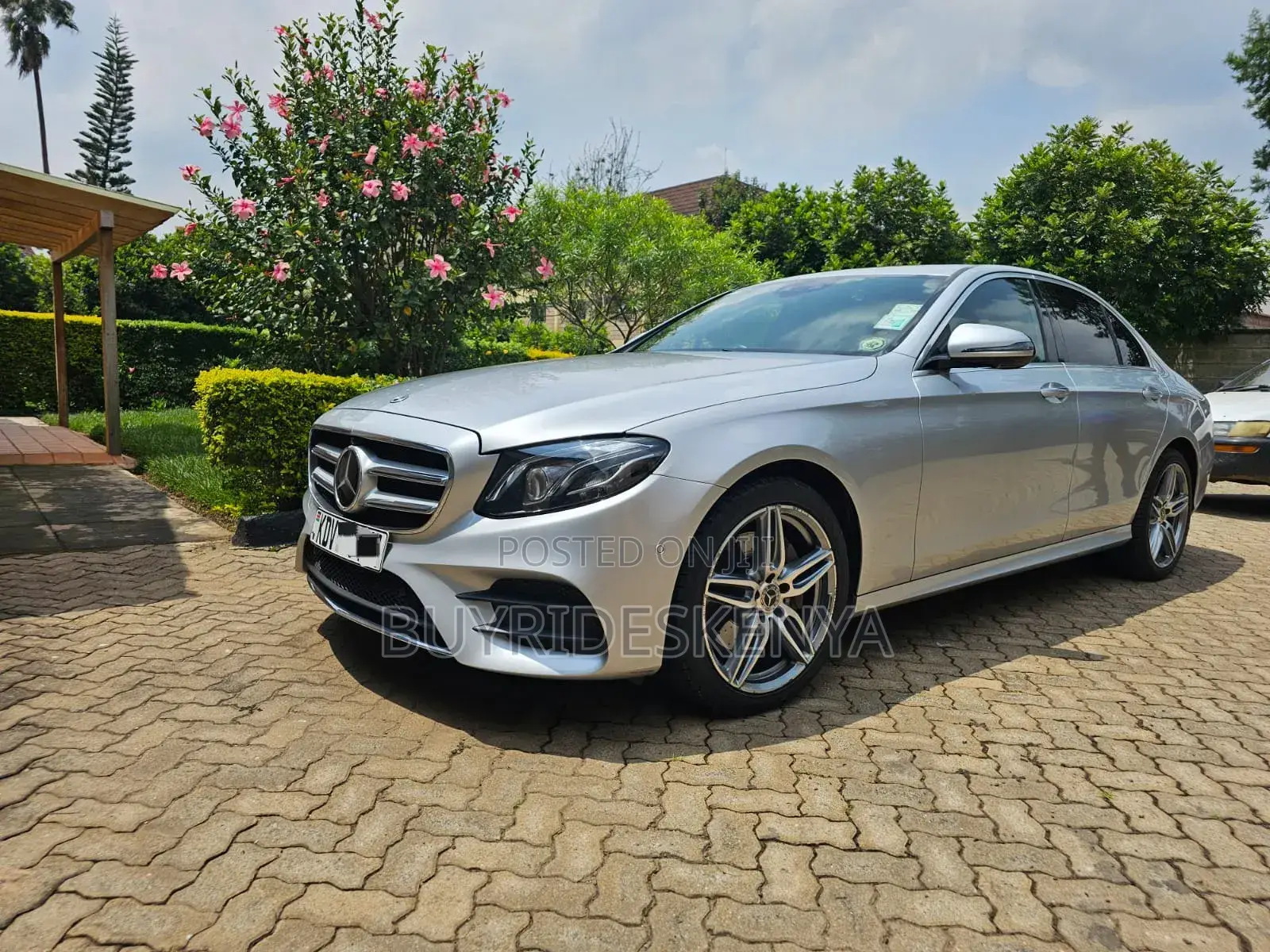 Mercedes-Benz E200 2018 Silver