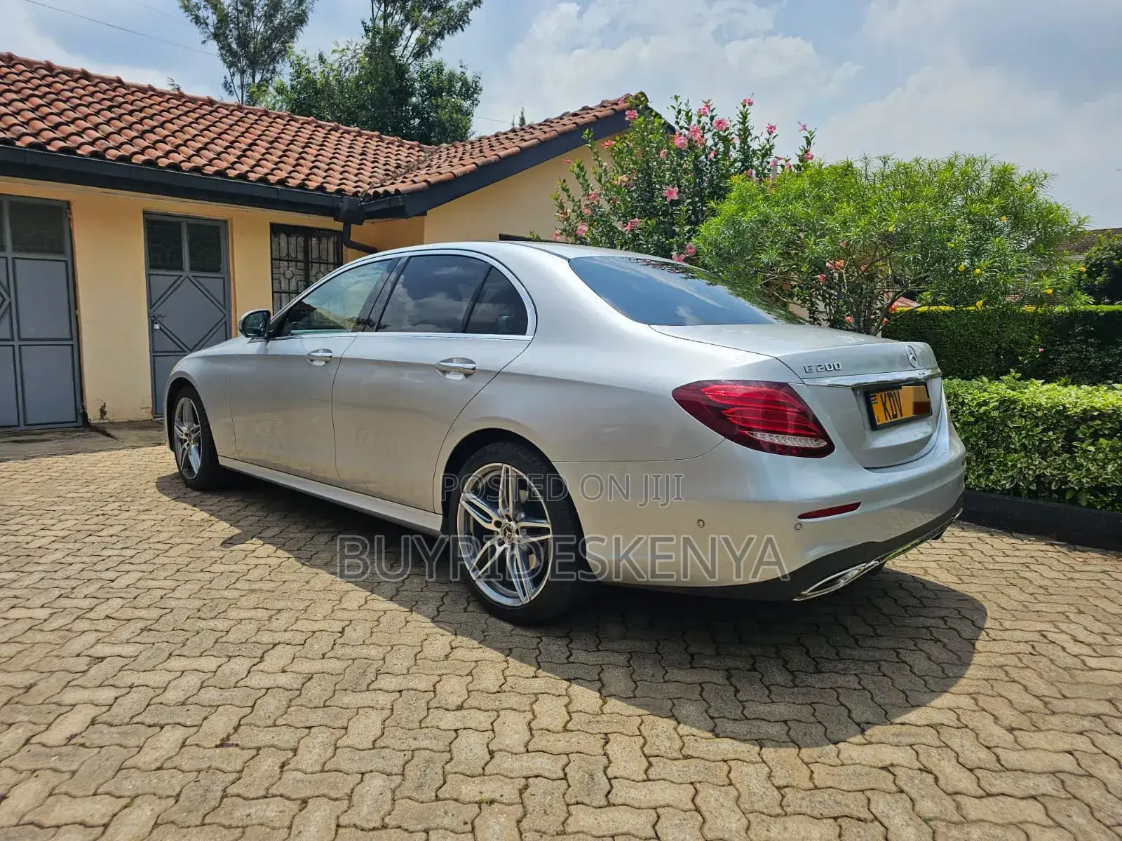 Mercedes-Benz E200 2018 Silver