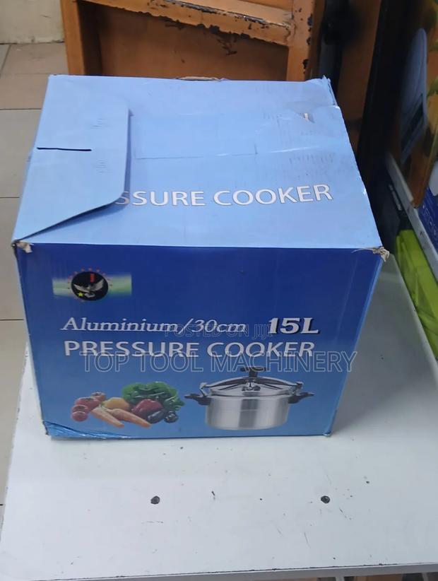 Large 15l Pressure Cooker - main view