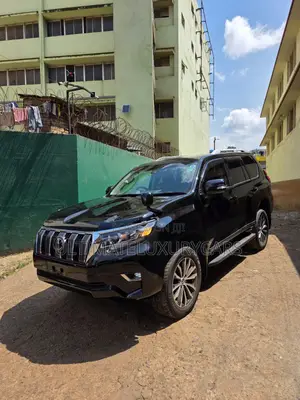 Toyota Land Cruiser Prado 2.7 2019 Black