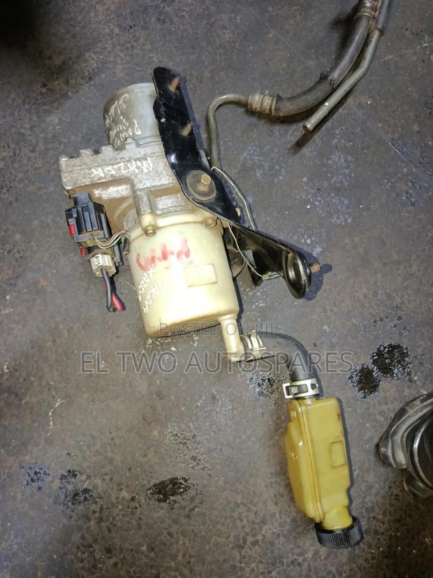 Mazda Power Steering Pump - thumbnail 3
