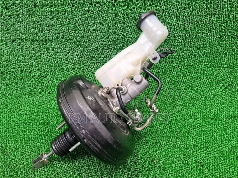 Toyota Iq Brake Booster/Master Cylinder