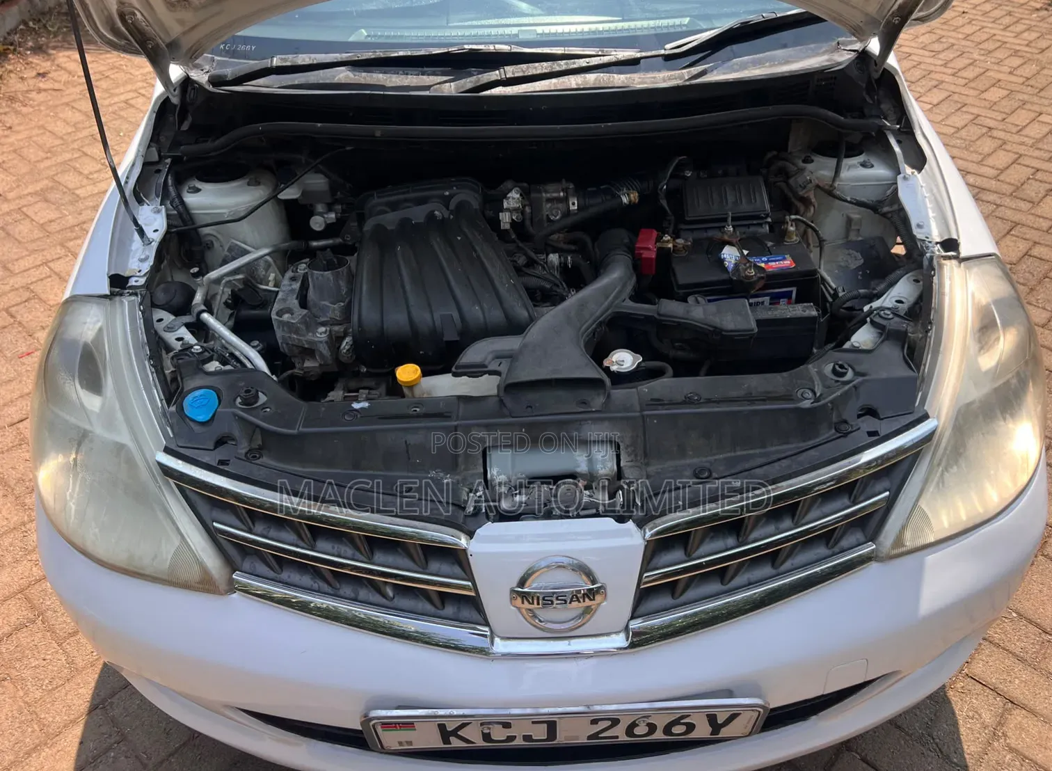 Nissan Tiida 2009 White