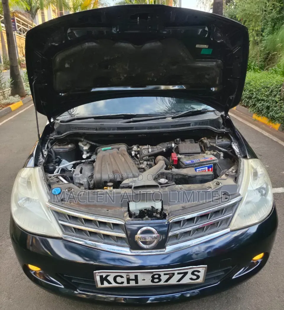 Nissan Tiida 2009 Black