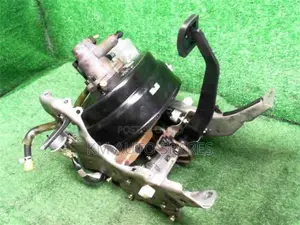 Hino Dutro Brake Booster/Master Cylinder