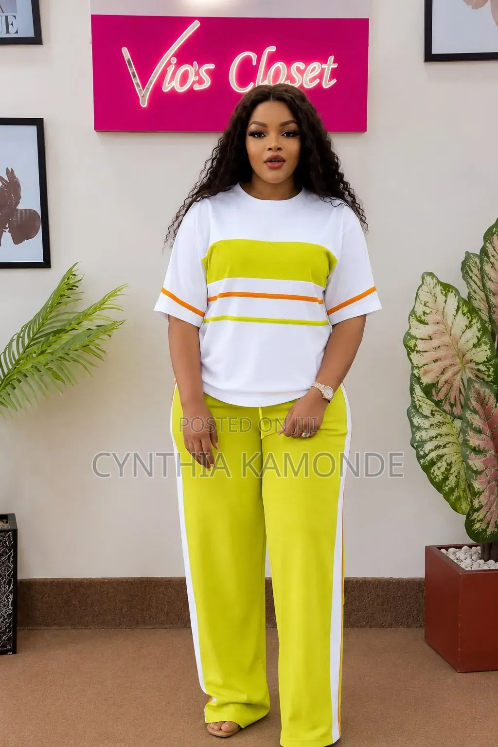 Classic. Two Piece Set.