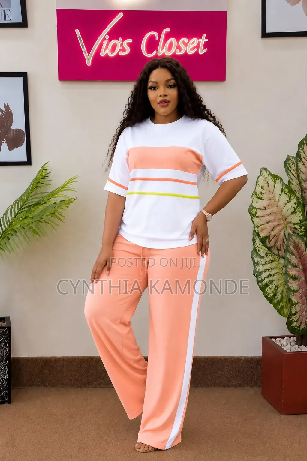 Classic. Two Piece Set.
