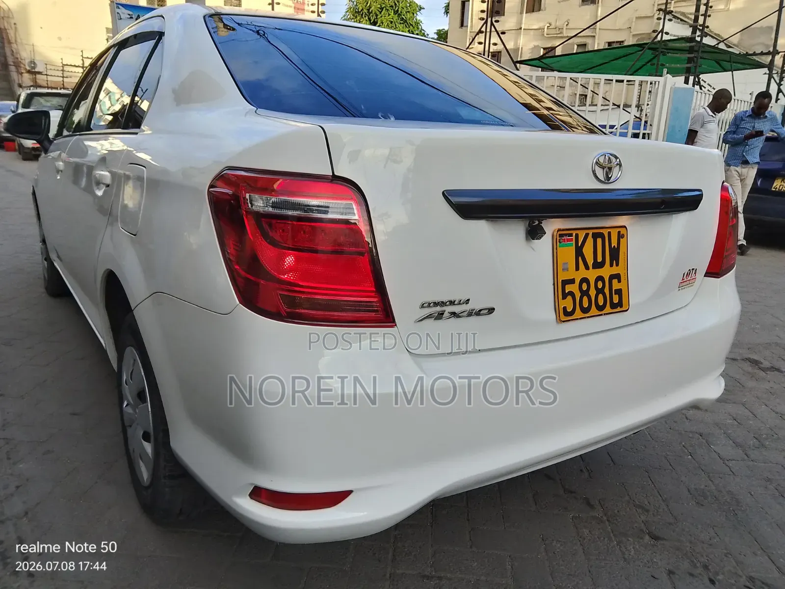 Toyota Axio 2018 White