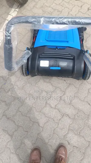 Tlac Road Sweeper Tl213 –| Manual Push Floor Sweeper