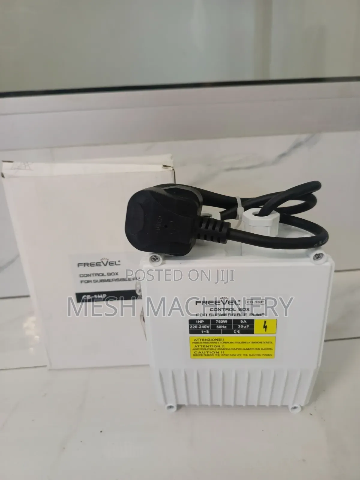 The Freevel 1hp(540w) Submersible Pump Control Box