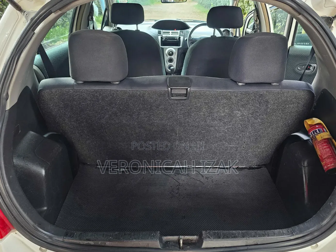 Toyota Vitz 2006 White