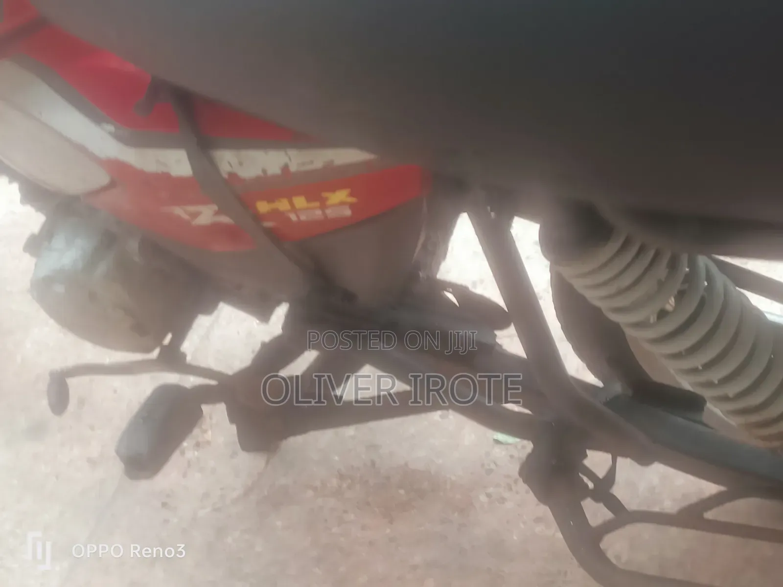 TVS HLX 125 2017 Red