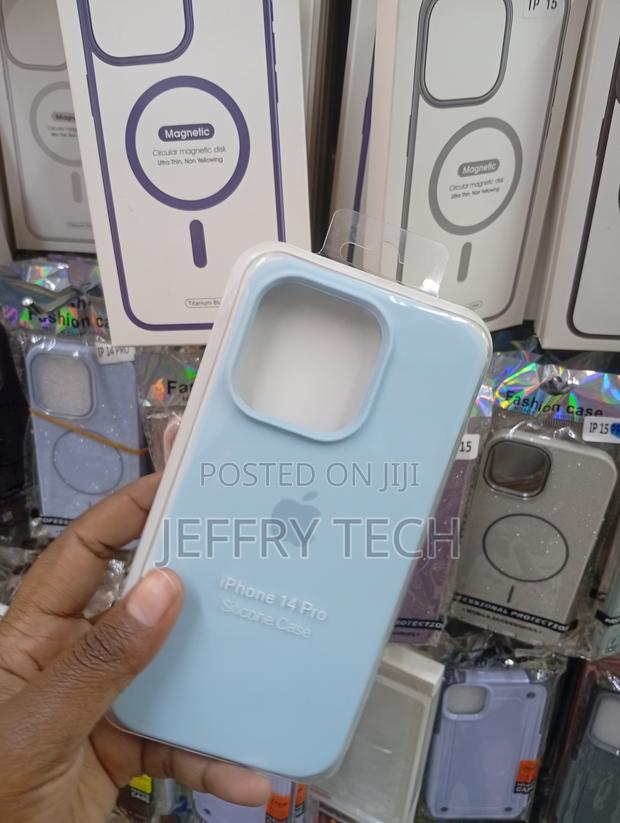 iPhone 14 Pro,Light Sky Blue Matte Exterior Case - thumbnail 2