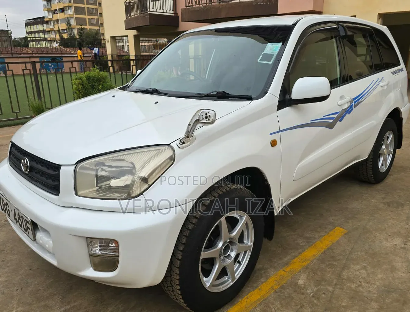 Toyota RAV4 2002 White