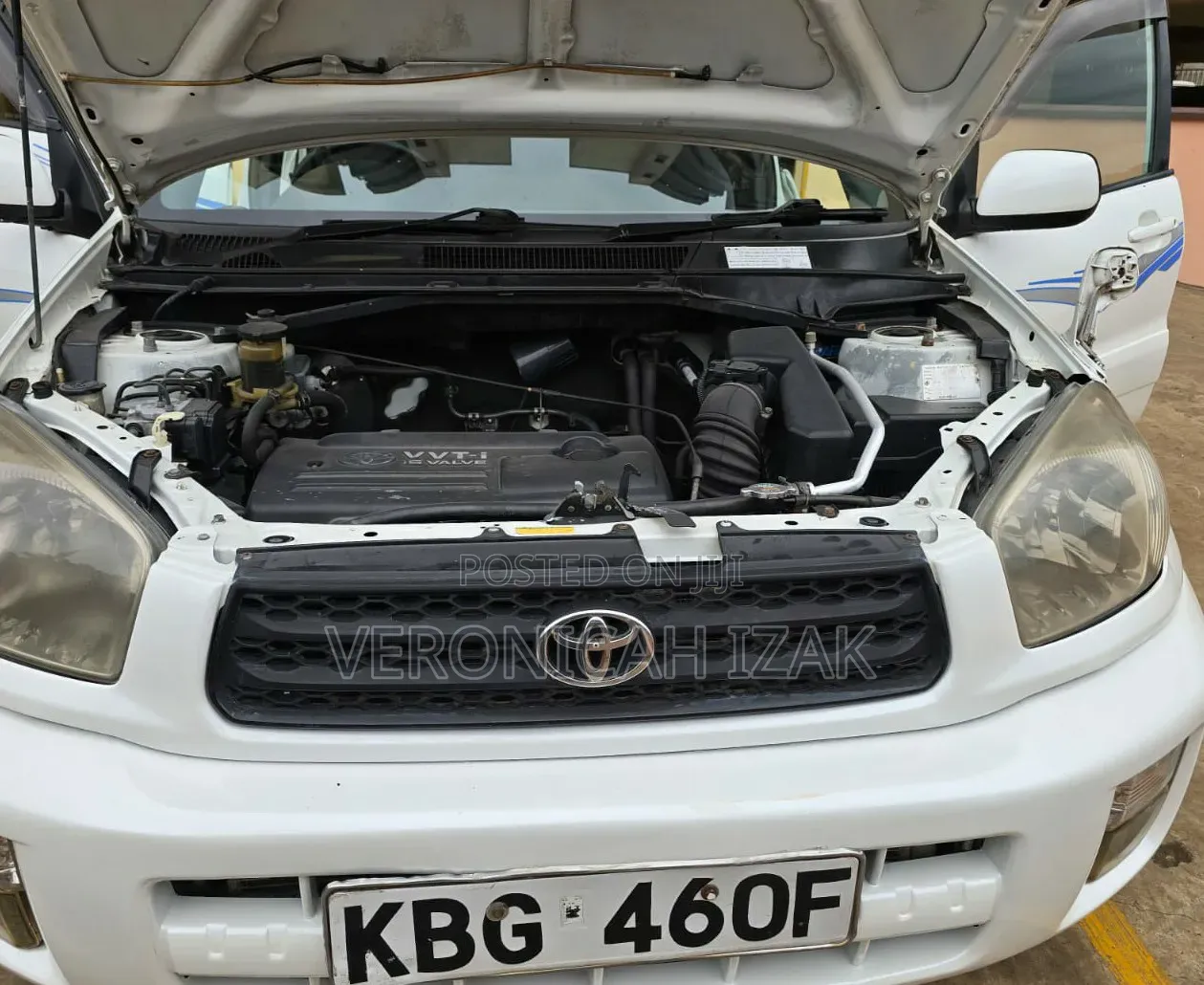 Toyota RAV4 2002 White