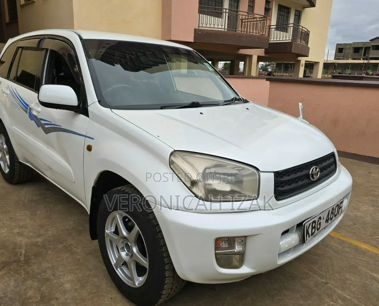 Toyota RAV4 2002 White