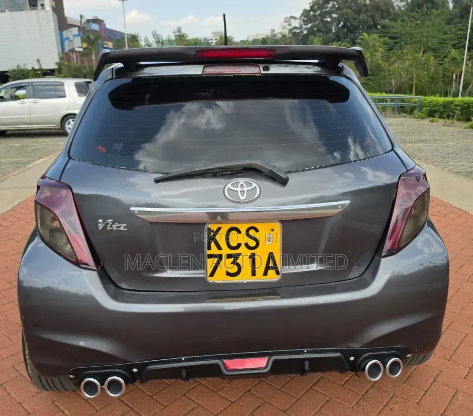 Toyota Vitz 2012 Gray