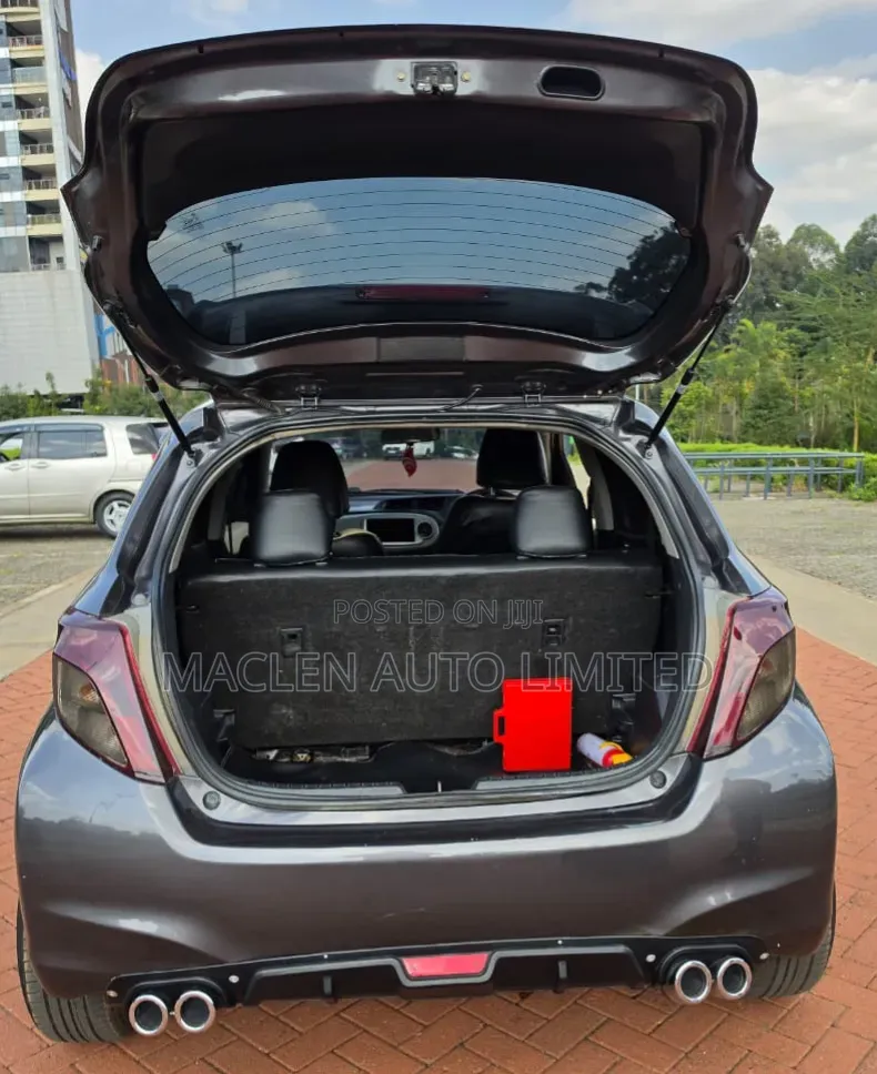 Toyota Vitz 2012 Gray