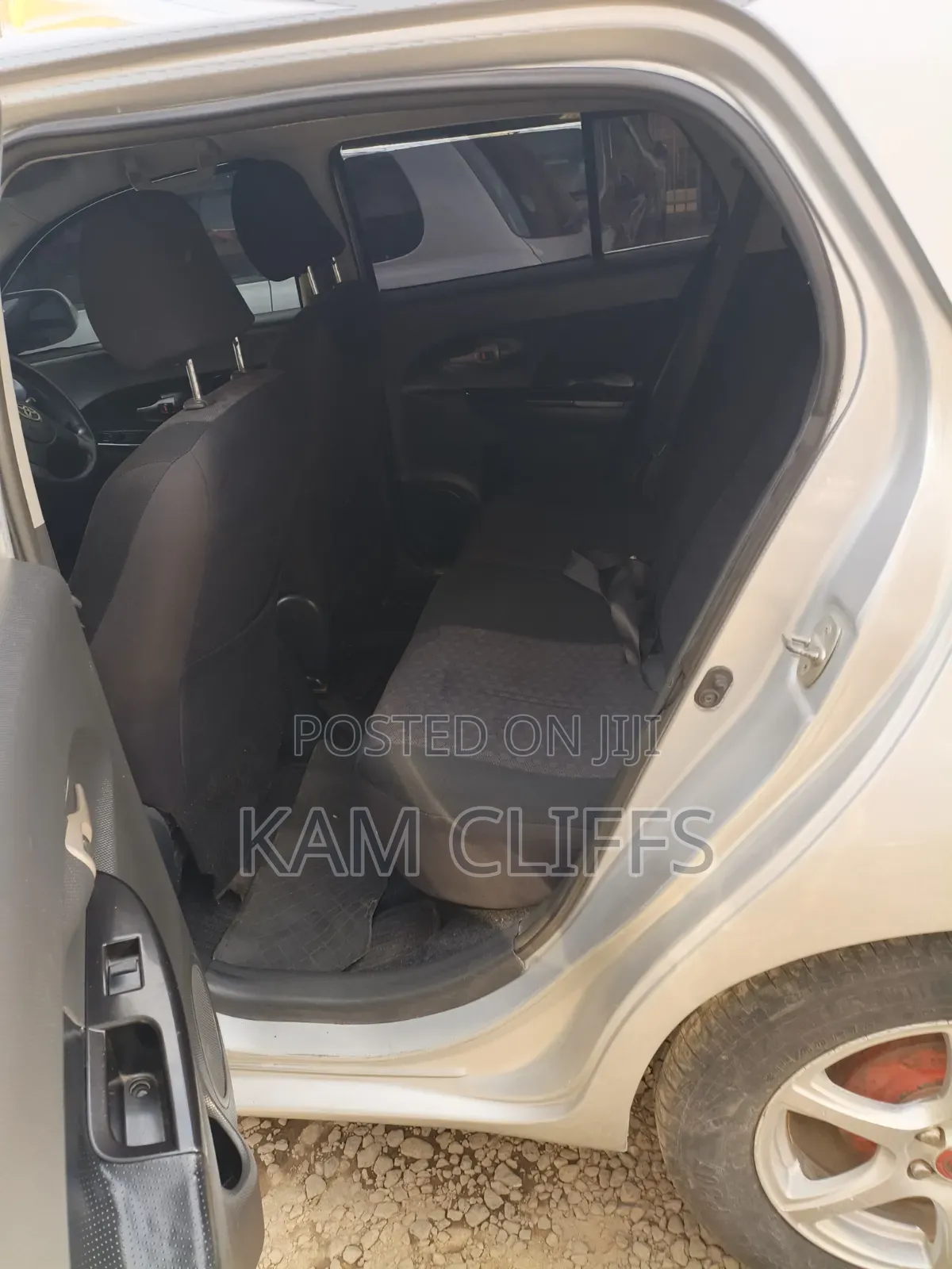 Toyota IST 2006 Silver
