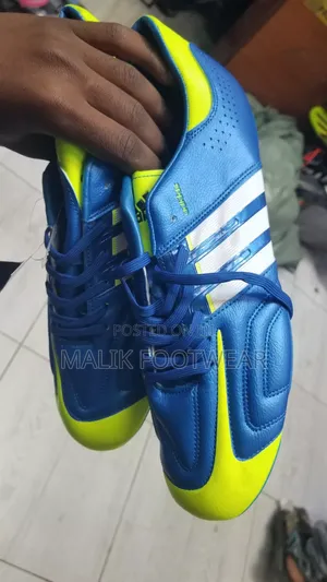 Adidas Adipure 11pro "Vivid Blue / Neon Yellow"