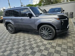 Lexus GX 2025 Gray