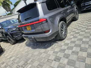 Lexus GX 2025 Gray