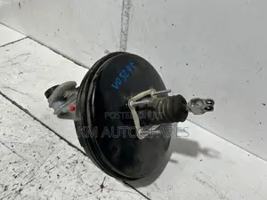 Mazda Bt-50 Brake Booster/Master Cylinder