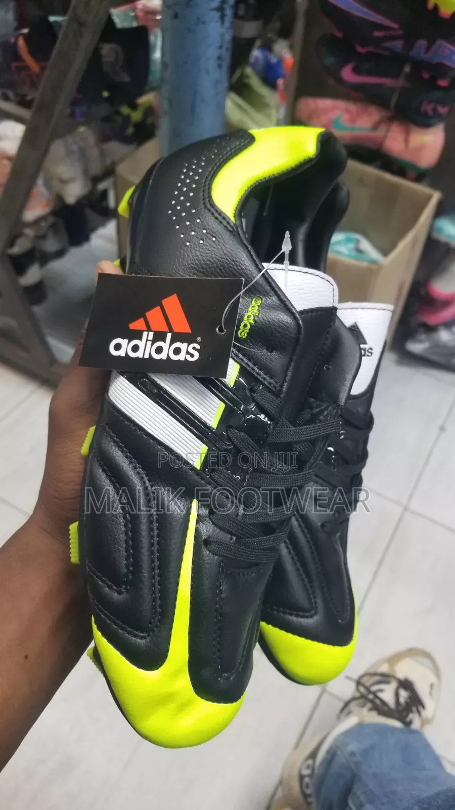 Adidas Adipure 11pro "Core Black / Vivid Yellow "