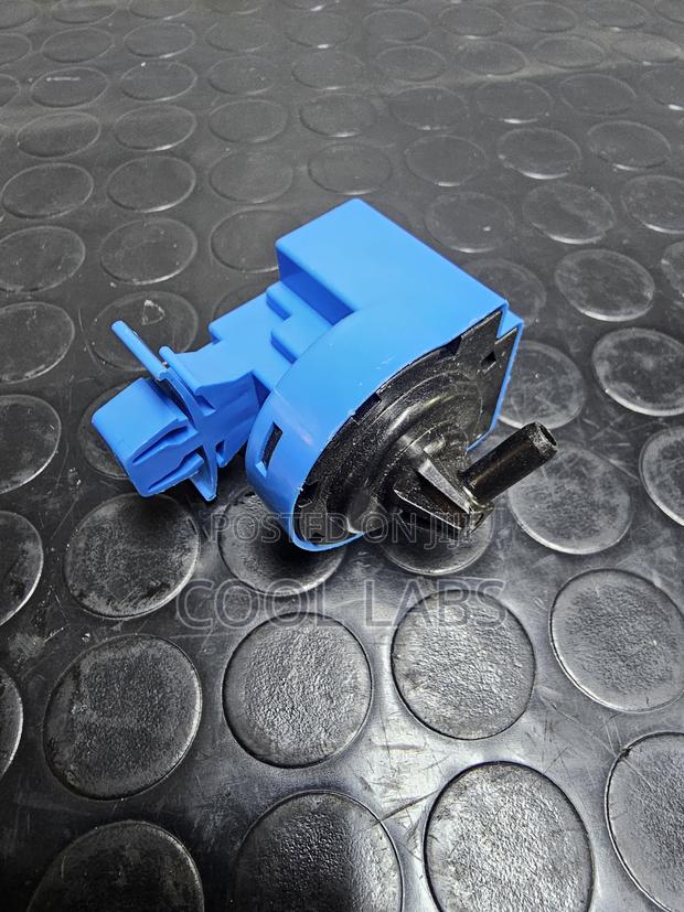 Washing Machine Waterlevel Sensor/Pressure Switch - thumbnail 3