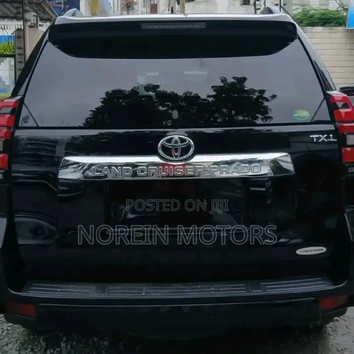 Toyota Land Cruiser 2018 Black
