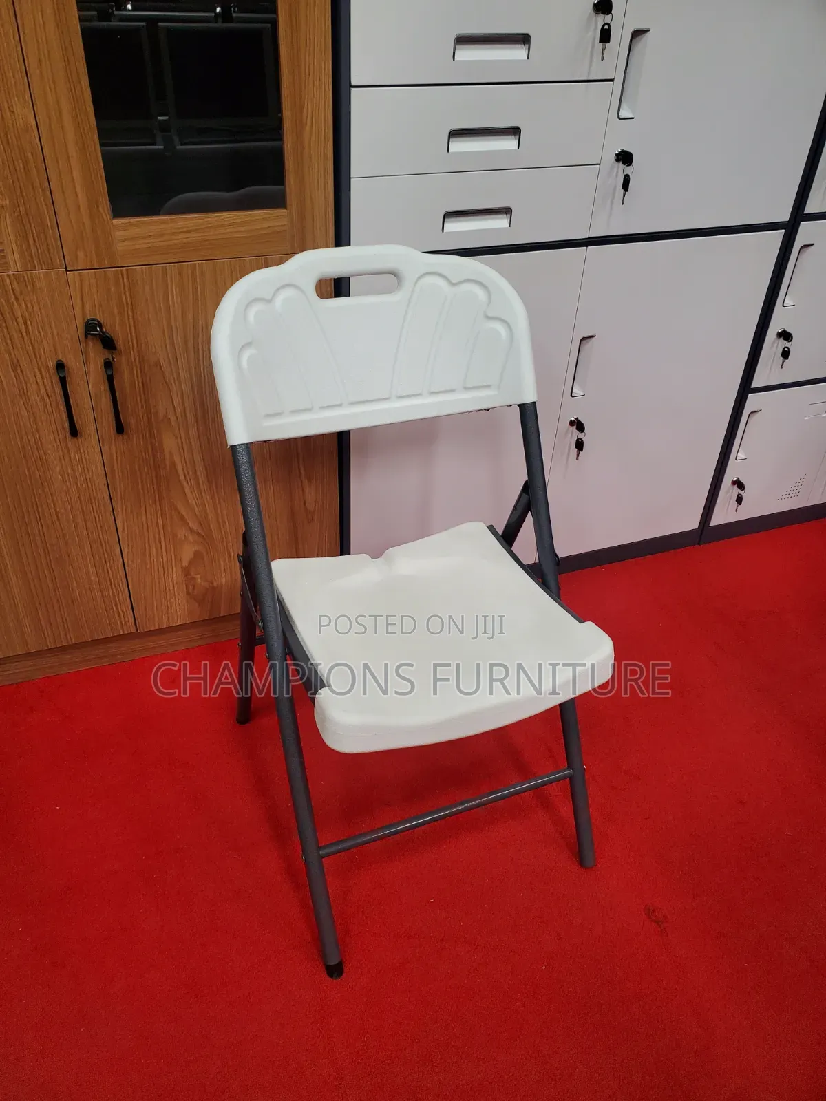 White Foldable Chair