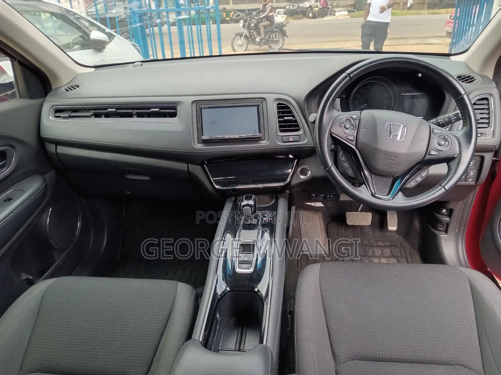 Honda Vezel 2017 Red