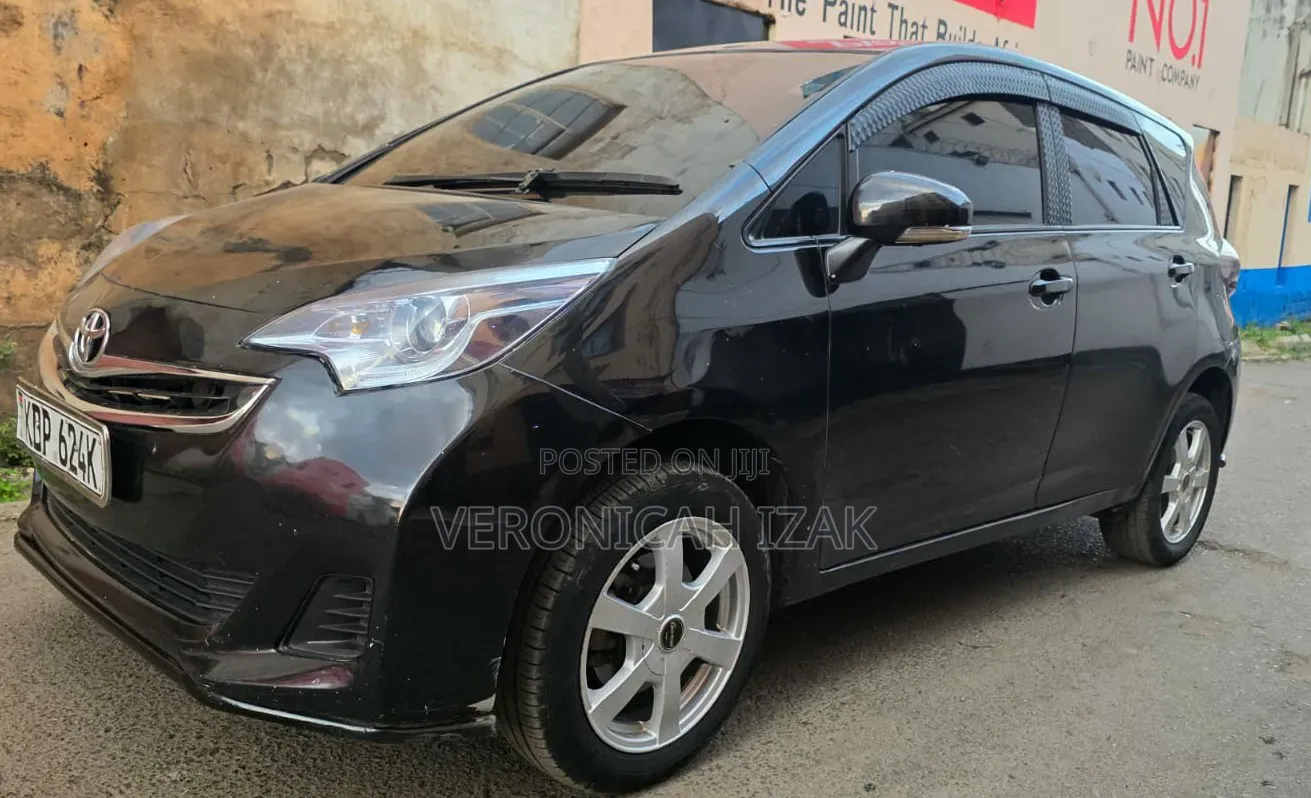 Toyota Ractis 2017 Black