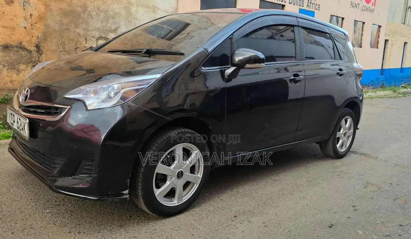 Toyota Ractis 2017 Black