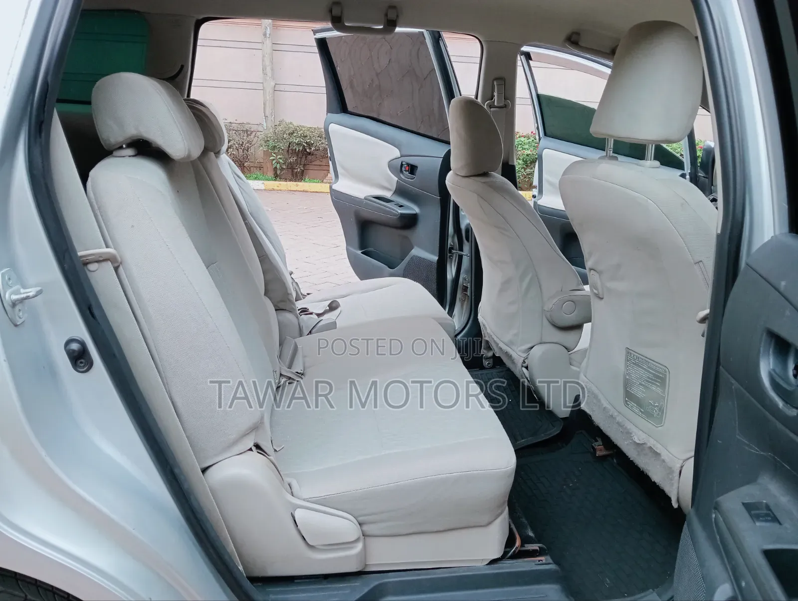 Toyota Wish 2012 Silver