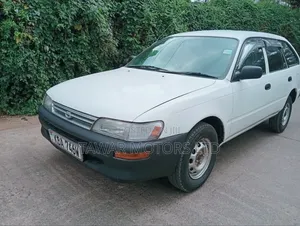 Toyota Corolla 2003 White
