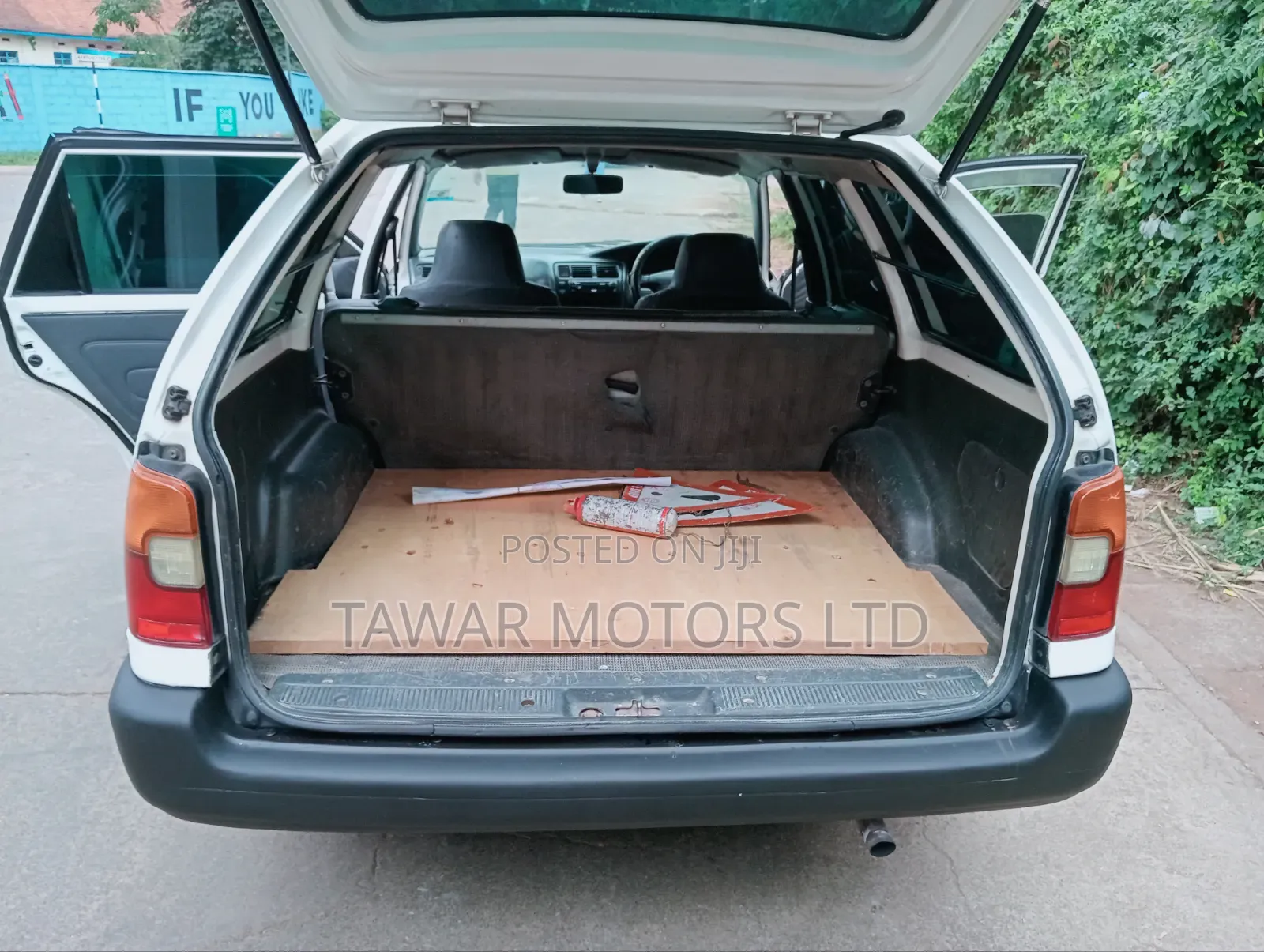 Toyota Corolla 2003 White