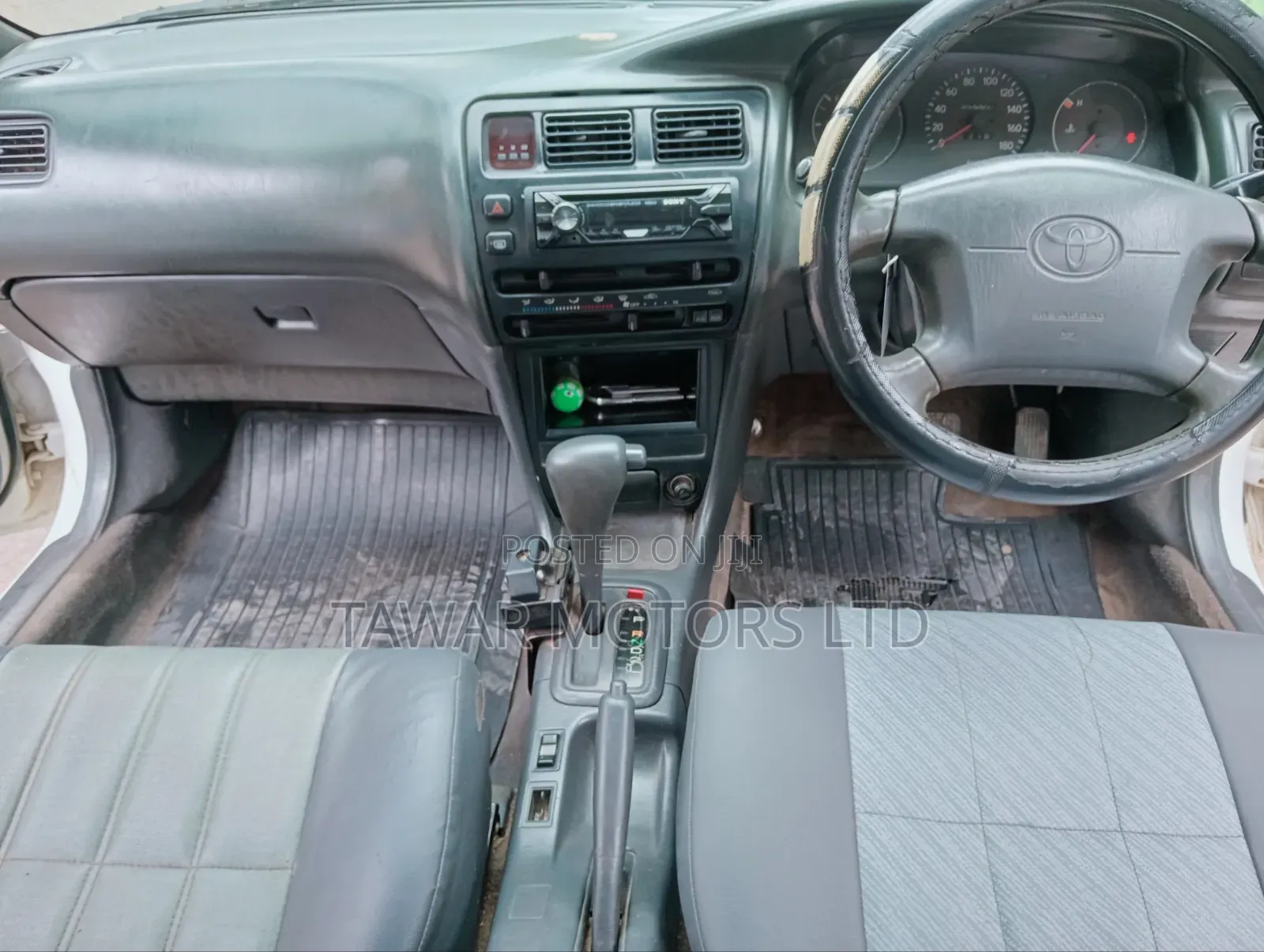 Toyota Corolla 2003 White