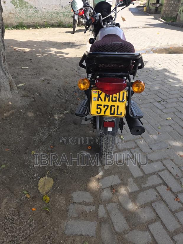 Bajaj Boxer 2025 Red - thumbnail 4