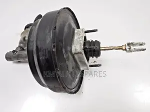 Isuzu Trooper Brake Booster/Master Cylinder