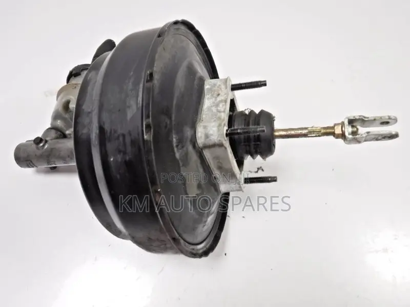 Isuzu Trooper Brake Booster/Master Cylinder