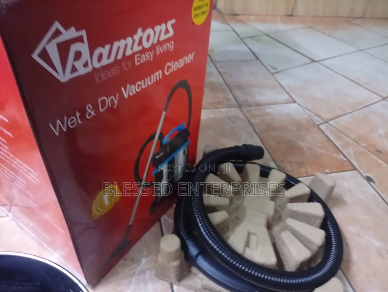 New Arrival Ramtons Vaccum Cleaner With Warranty Certificate