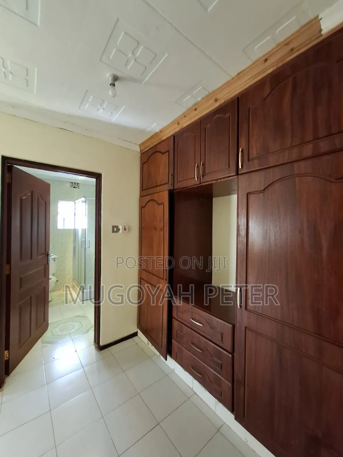 6bdrm Maisonette in Limuru CBD for rent