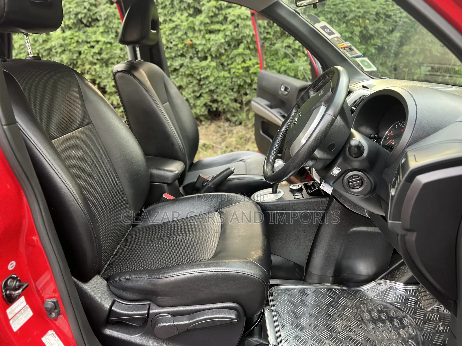 Nissan X-Trail 2.0 Petrol XE 2012 Red