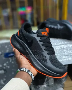 Nike Zoom Sneakers