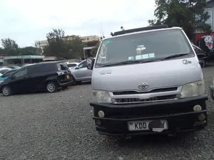 Toyota HiAce 2014 Silver